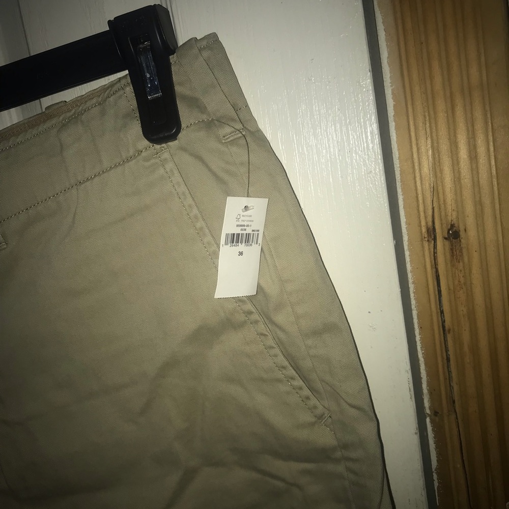 Gap - Picture 2 of 5